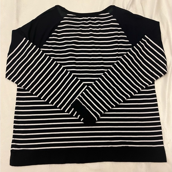 Gap XL Navy and White Stripe Long Sleeve Top - Picture 3 of 6